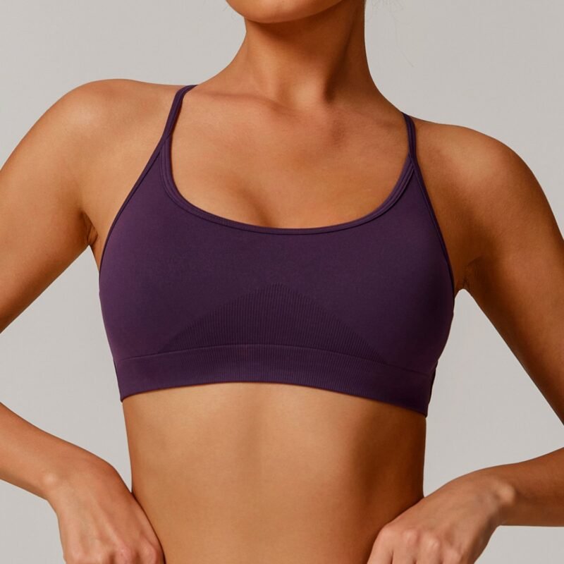 Women's European & American Seamless Yoga Bra: Quick - Dry, Tight - Fit Sports Top with Halter Neck & Racerback for Running & Fitness 7137