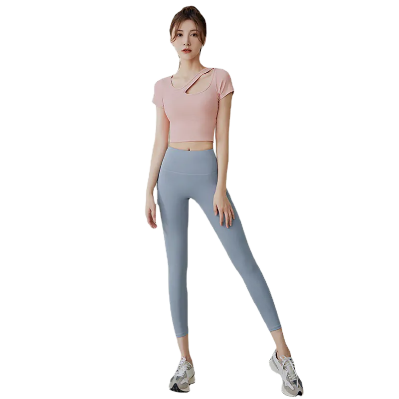 Women's Fitness Shirt with Built-in Bra - Breathable Workout Top for Gym & Yoga