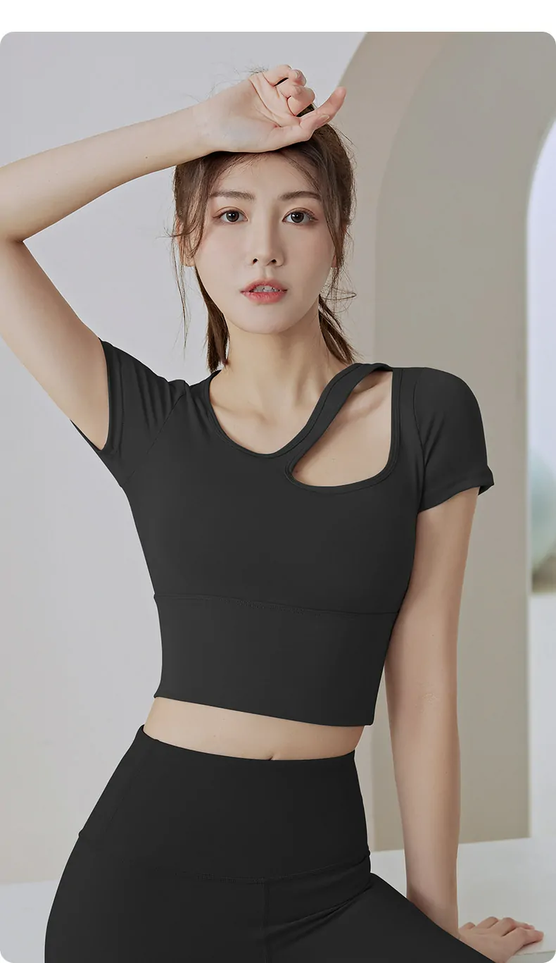 Women's Fitness Shirt with Built-in Bra - Breathable Workout Top for Gym & Yoga - 图片 15
