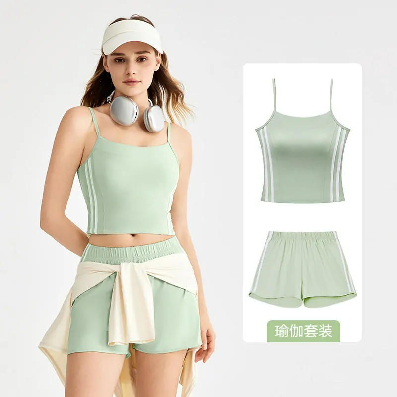The Elevated Lounge Set: Coordinated Striped Cami & Shorts in Cool-Touch Fabric - 图片 4