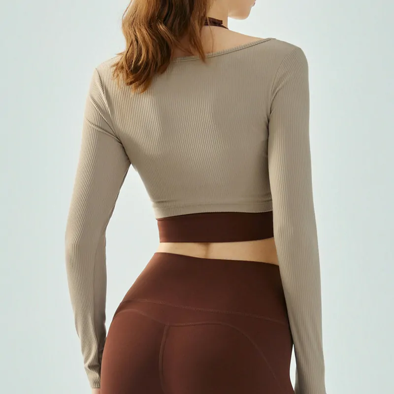 Sculpting Long Sleeve: Built-In Bra with a Flattering Layered Look for Cool Weather - 图片 8