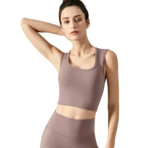 Square-Neck Fitness Tank: Wide-Strap Support with Built-In Bra for All-Day Wear