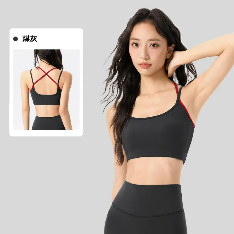 Color-Block Sports Bra: Molded Cups with Fashion-Forward Double Strap Design - 图片 4
