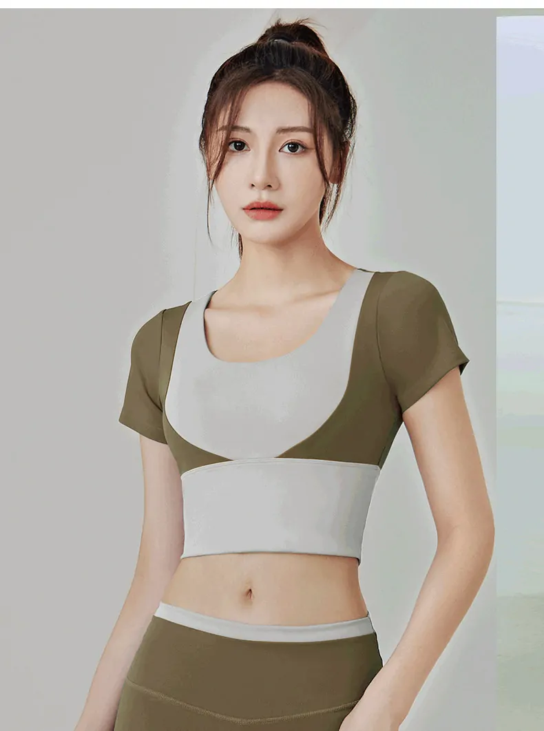 Moisture-Wicking Paneled Yoga Top - Built-in Bra & Street-Ready Fit for Running & Studio - 图片 4